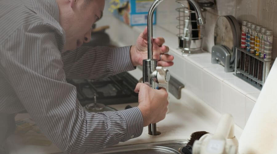 Professional expert plumbing services in Freeport, IL